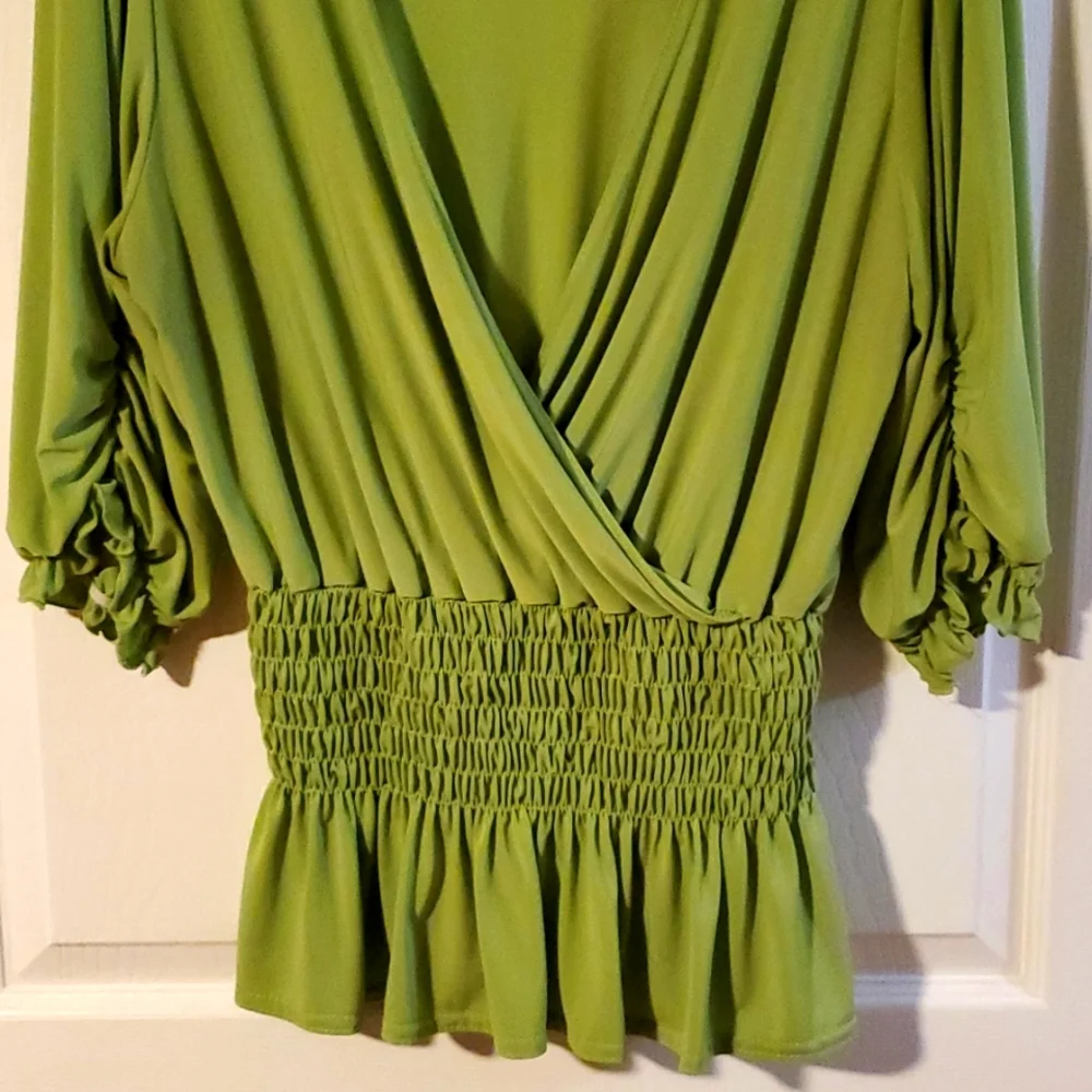 Ashley Stewart Top, Size 14/16 - Picture 3 of 7